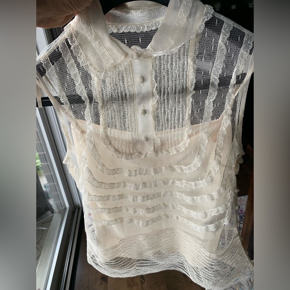 RED Valentino Women's Ruffled Lace Sleeveless Top new with tags Size 2 - Picture 8 of 11